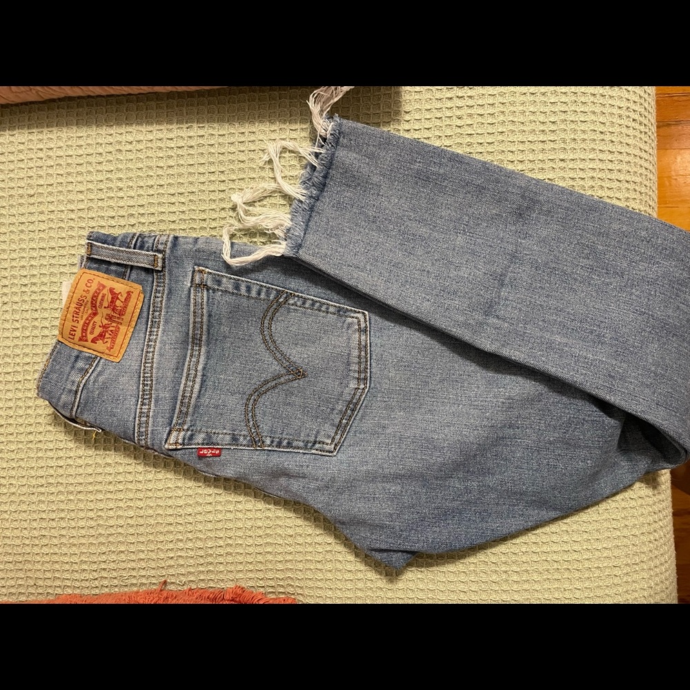 LEVIs button fly high waited skinny jeans